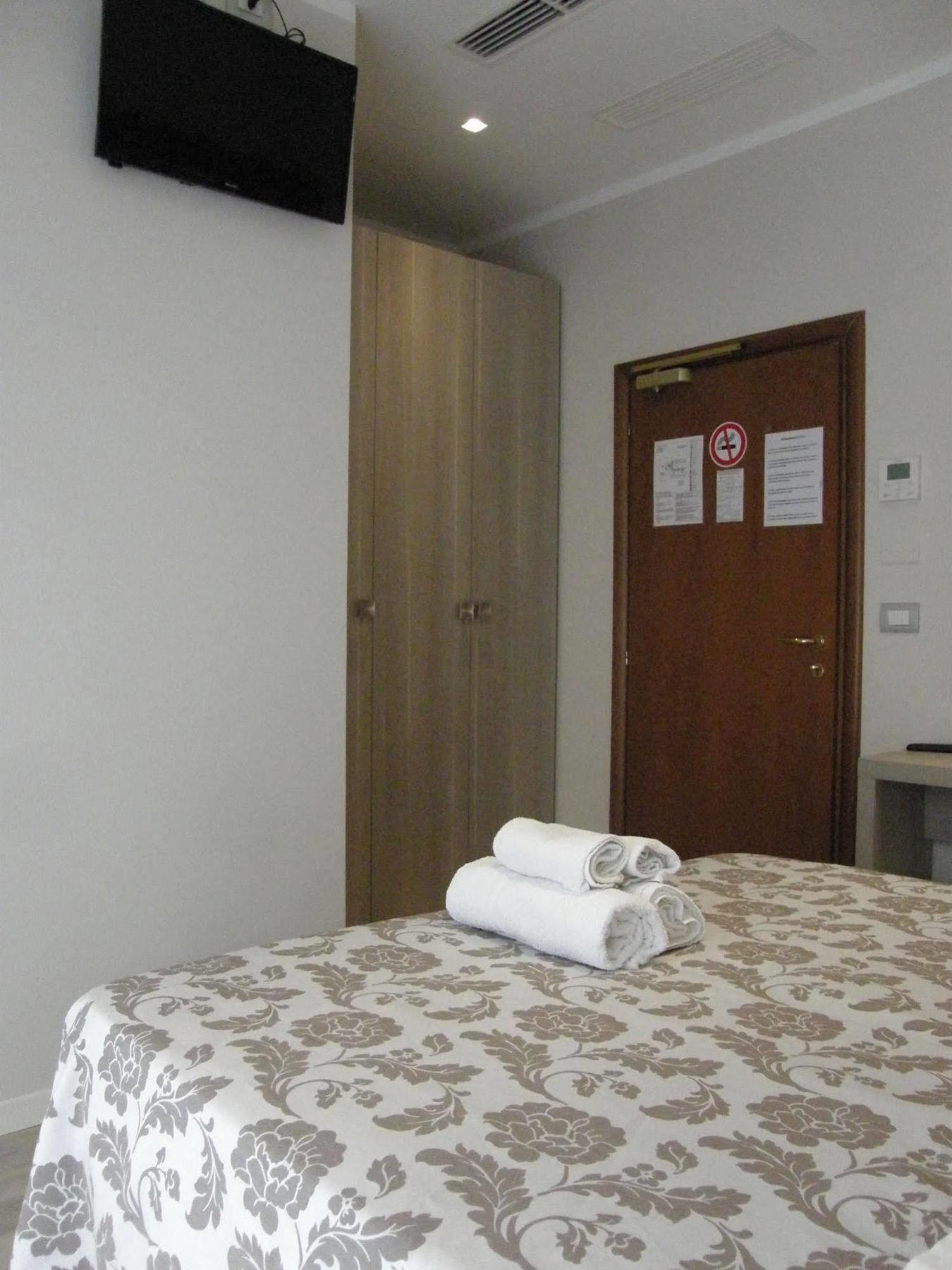 Hotel Stefan Room & Breakfast 加提欧马里 外观 照片
