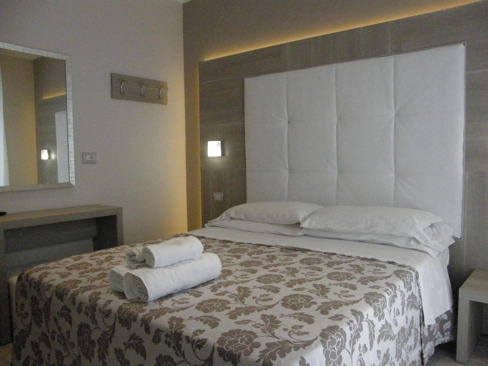 Hotel Stefan Room & Breakfast 加提欧马里 外观 照片