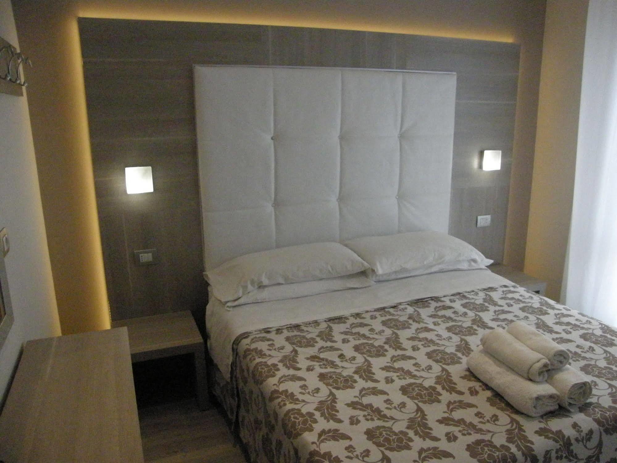 Hotel Stefan Room & Breakfast 加提欧马里 外观 照片